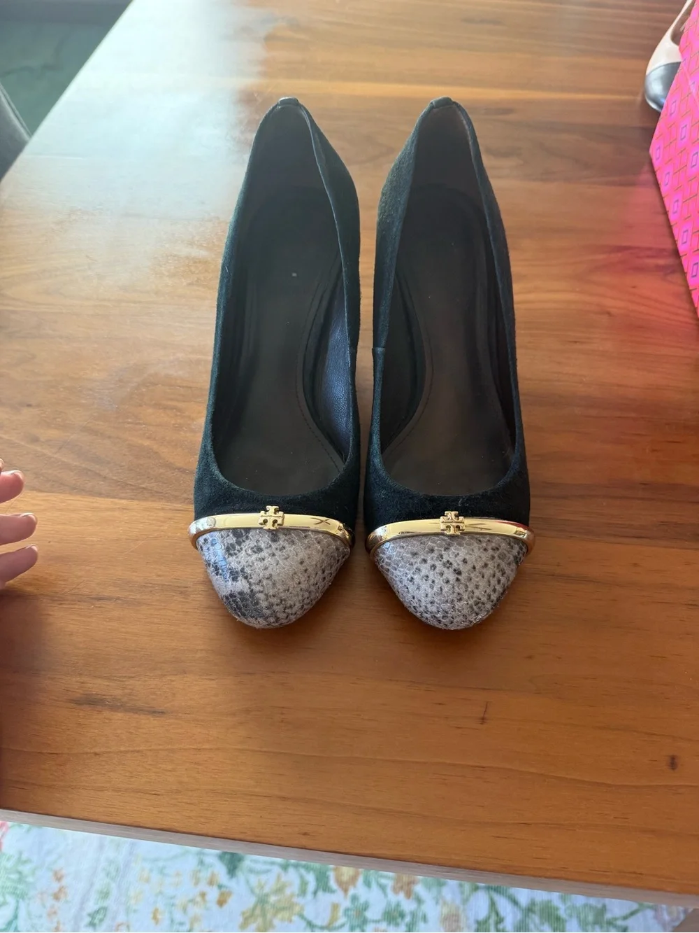 Tory Burch Pacey Black Suede Snakeskin Cap Toe Pumps Size 6